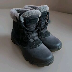 Columbia Sierra Summette Shorty‎ Winter Boots Womens Size 6.5 Black 200 Grams